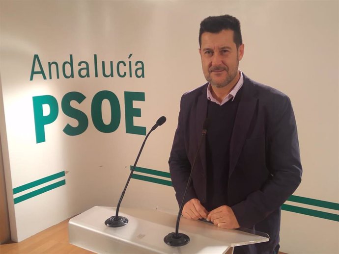 El senador del PSOE Alejandro Zubeldia, en imagen de archivo