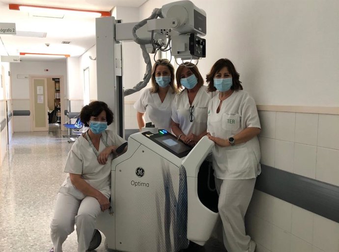 Equipo de radiología portátil donado por Endesa