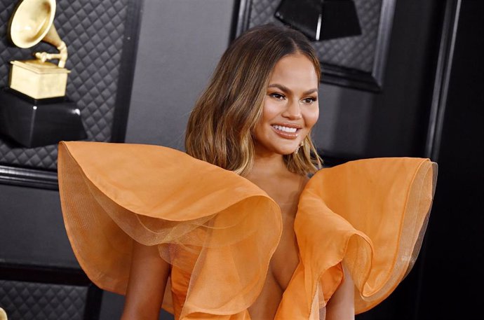 Chrissy Teigen attends the 62nd Annual GRAMMY Awards at STAPLES Center