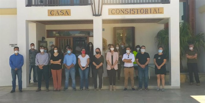 Minuto de silencio en el Consell de Formentera por las víctimas de coronavirus