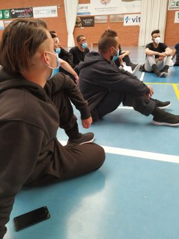 Inmigrantes acogidos en el pabellón Paquillo Fernández de Granada