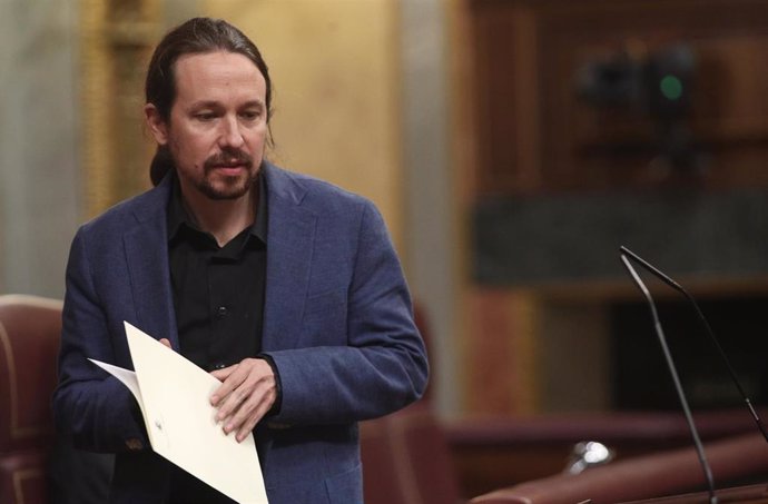 El vicepresidente segundo del Gobierno y líder de Podemos, Pablo Iglesias, interviene en el pleno de control al Gobierno 