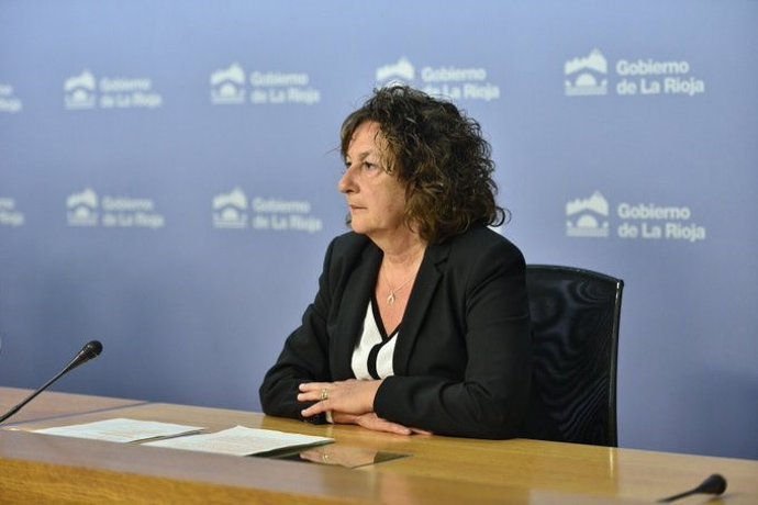 La consejera de Servicios Sociales, Ana Santos