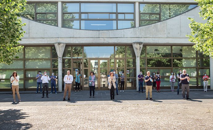 Minuto de silencio en la UPNA.