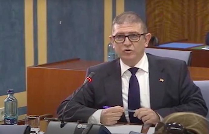 El diputado de Vox en el Parlamento andaluz Eugenio Moltó