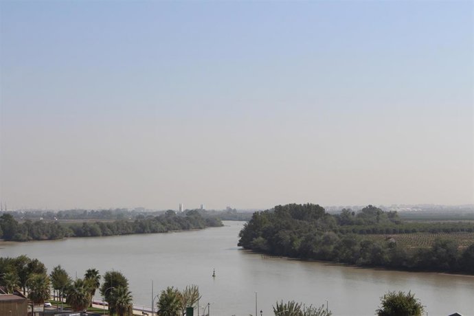 El Guadalquivir a su paso por Coria del Río