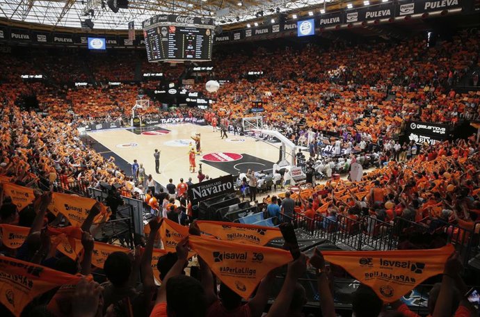 LA Fonteta durante un partido del Valencia Basket