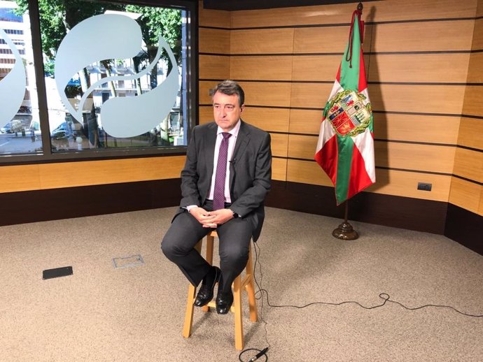 El portavoz del PNV en el Congreso,Aitor Esteban, en na entrevista en TVE