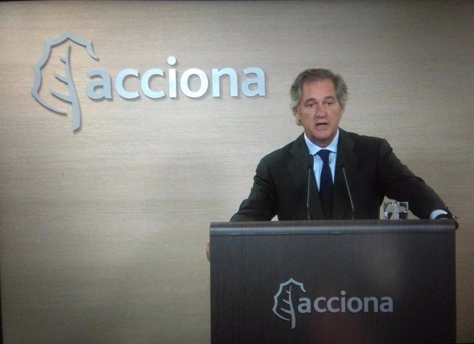 El presidente de Acciona, José Manuel Entrecanales, ante la junta de accionistas telemática del grupo