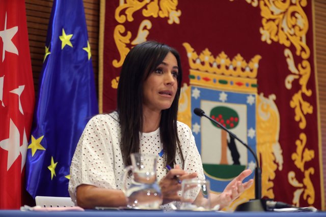 La vicealcaldesa de Madrid, Begoña Villacís, durante la rueda de prensa ofrecida este jueves en el Ayuntamiento para informar de los acuerdos adoptados en la Junta de Gobierno de la capital, en Madrid (España), a 28 de mayo de 2020.
