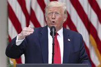 El PIB de Estados Unidos se contrajo un 5% en el primer trimestre, dos décimas más de lo previsto