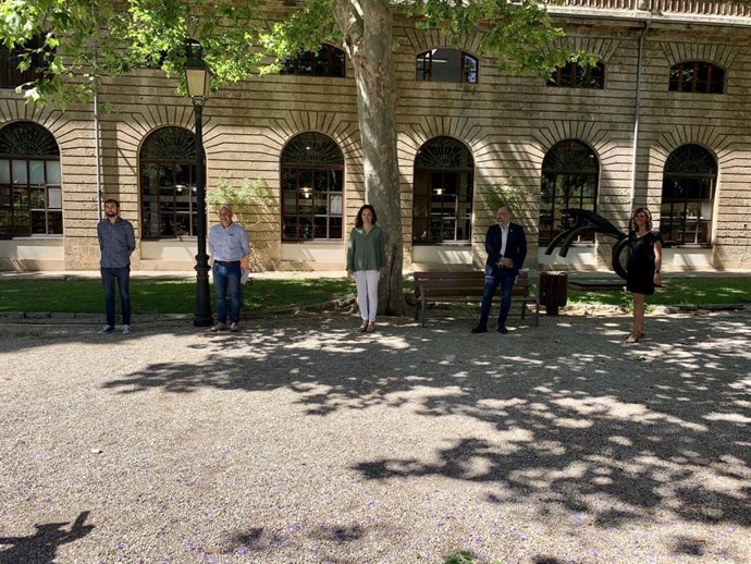 La presidenta del Consell de Mallorca, Catalina Cladera, durante la presentación de las ayudas.
