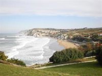 Sopela cierra parcialmente el parking de acceso a Barinatxe y Arriatera, y totalmente el de la playa de Atxabiribil