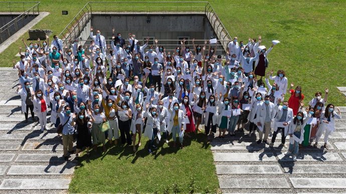 Acto despedida residentes Valdecilla 2020