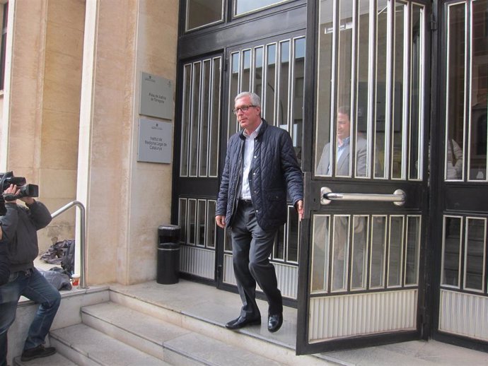 El alcalde de Tarragona Josep Flix Ballesteros tras declarar por el caso Inipro en 2016.