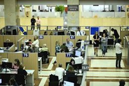 Hacienda devolverá 1.728 millones en Andalucía en la Campaña de la Renta 2019, un 2% menos