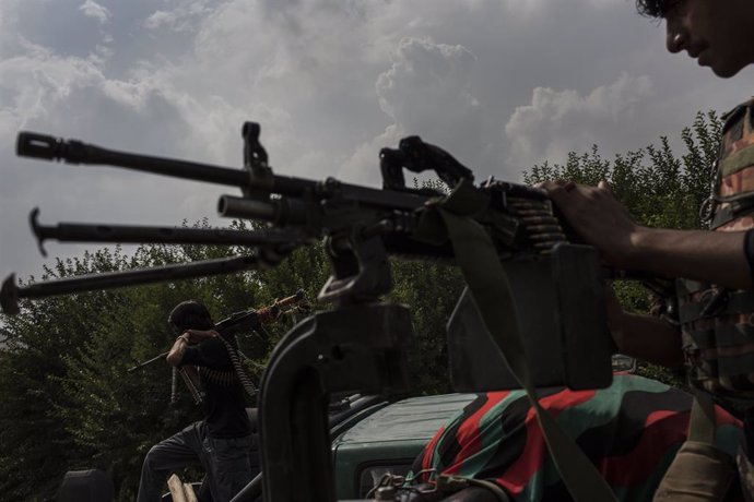 Afganistán.- Al menos 14 miembros de las fuerzas afganas muertos en un ataque ta