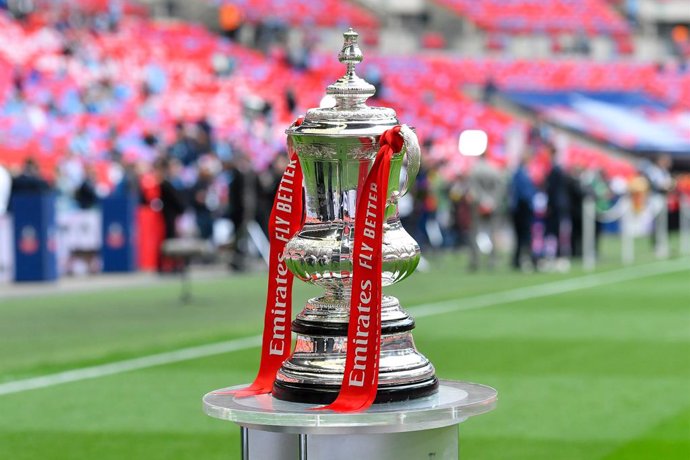 Fútbol.- La final de la FA Cup inglesa se programa para el 1 de agosto 
