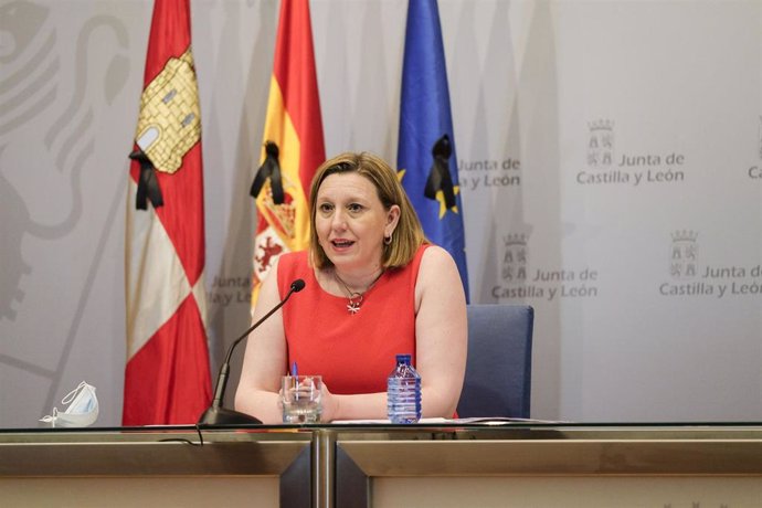 La consejera de Familia e Igualdad de Oportunidades de Castilla y León, Isabel Blanco, en rueda de prensa.