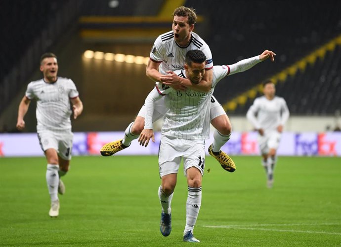 Los jugadores del Basilea celebran un gol