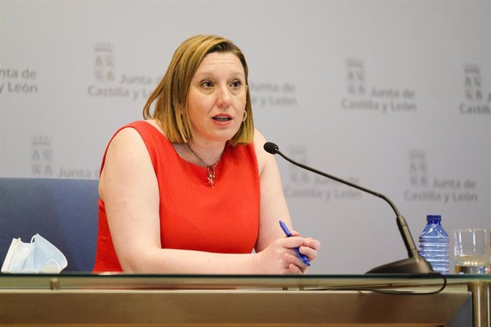 La consejera de Famili e Igualdad de Oportunidades de Castilla y León, Isabel Blanco, en rueda de prensa.