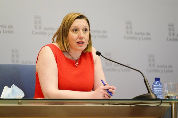 La consejera de Famili e Igualdad de Oportunidades de Castilla y León, Isabel Blanco, en rueda de prensa.