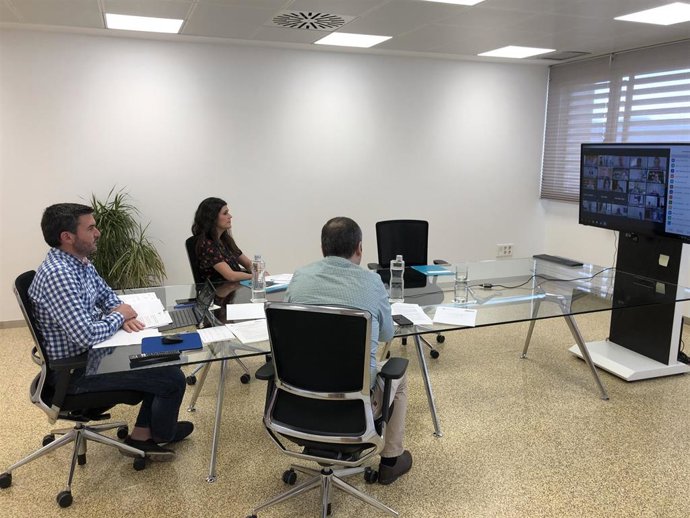 El consejero de Agua, Agricultura, Ganadería, Pesca y Medio Ambiente, Antonio Luengo, participa en la Junta de Gobierno de la Confederación Hidrográfica del Segura.