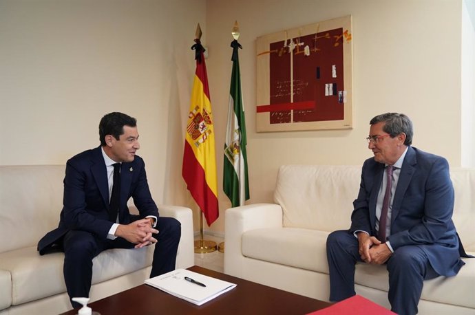 Reunión de los presidentes de la Junta y la Diputación de Granada, Juanma Moreno y José Entrena
