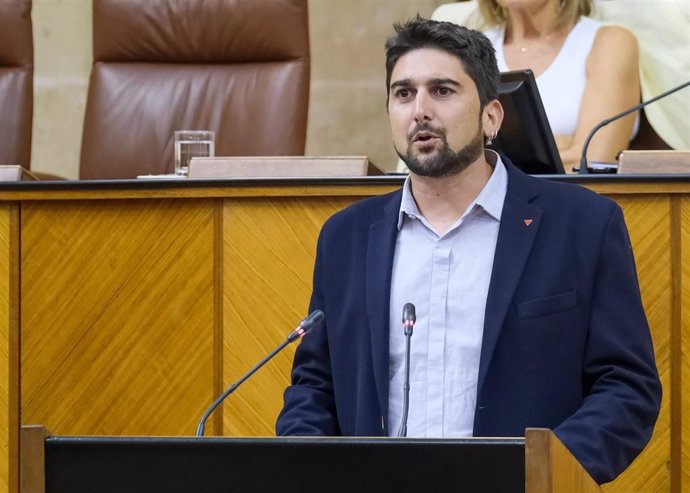 El portavoz de Adelante Andalucía en la Comisión de Presidencia, Ismael Sánchez. Imagen de archivo.