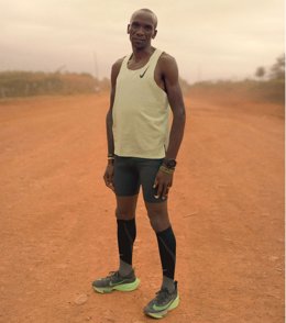 Eliud Kipchoge, plusmarquista mundial y campeón olímpico de maratón, con las Nike Air Zoom Alphafly NEXT%