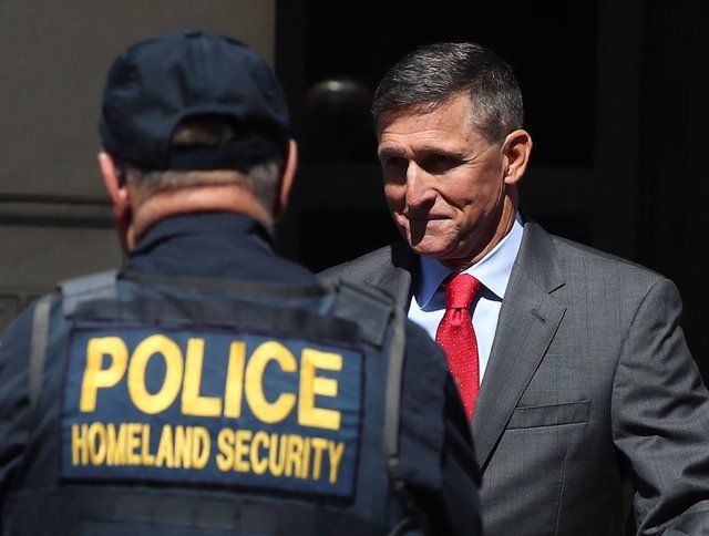 EEUU.- Flynn, exasesor de seguridad de Trump, pidió al embajador ruso "reciproci