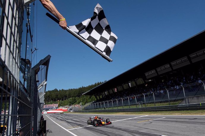 Bandera a cuadros en el Gran Premio de Austria de Fórmula 1