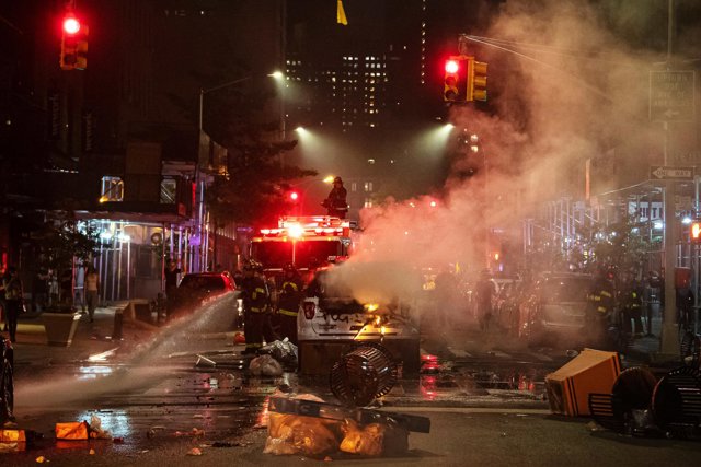 EuropaPress_3173869_30_may_2020_us_new_york_fire-f