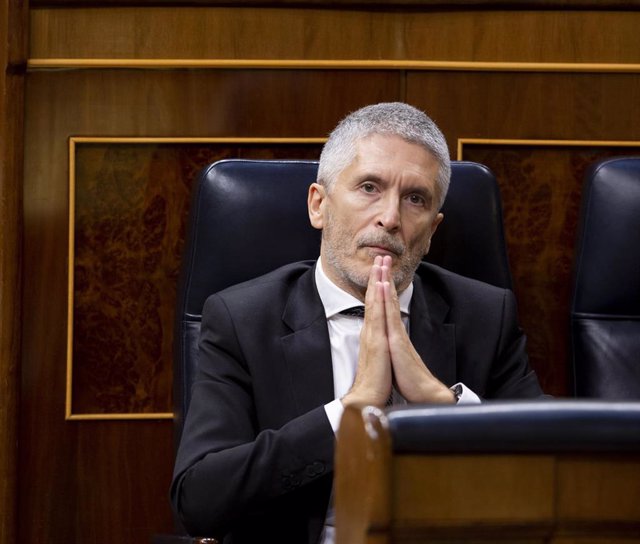 El ministro del Interior, Fernando Grande Marlaska, durante el pleno de sesión de control al Gobierno centrado en las medidas post-COVID
