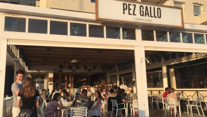 La terraza de un bar de Cádiz