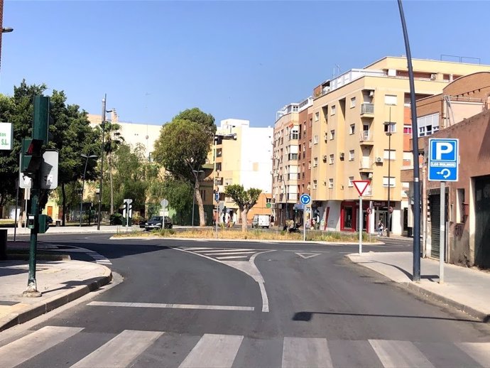 Nueva rotonda de la calle Instinción de Almería