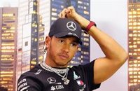 Hamilton critica a la F-1 por permanecer "en silencio" ante la muerte de George Floyd