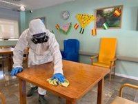 Andalucía contabiliza 551 fallecidos en residencias de mayores y el 98% de los centros ya están "limpios" de Covid-19