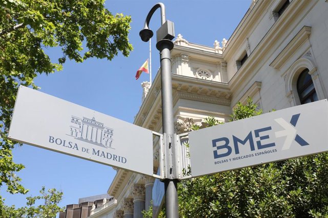 Señal que indica la Bolsa de Madrid.