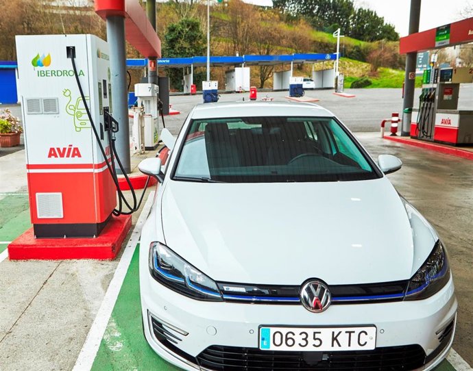 Punto de recarga para vehículo eléctrico.