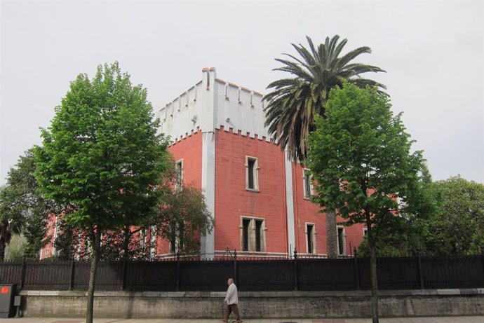 Fábrica De Armas De La Vega, En Oviedo.