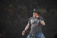 Axl Rose arremete duramente contra Donald Trump y su "agenda enfermiza"