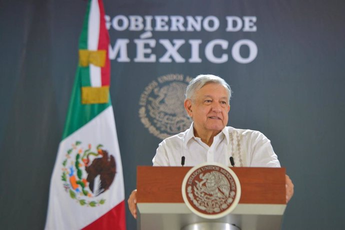 Coronavirus.- López Obrador pide "disciplina" ante la desescalada y avisa: "Si s