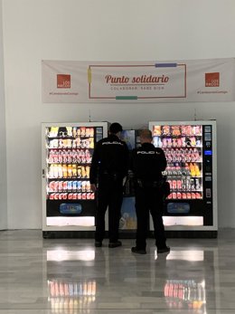 Desde el 30 de marzo al 17 de mayo, el personal esencial de servicios básicos ha podido disponer de forma gratuita durante su jornada de café, bebidas y snacks en el centro comercial.