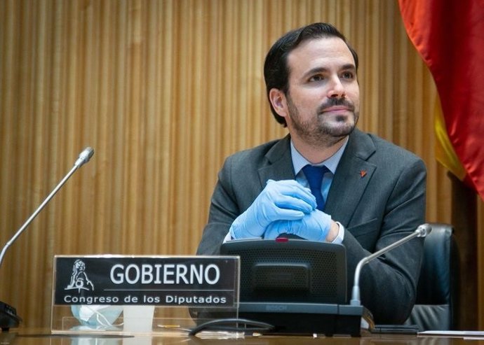 El ministro de Consumo, Alberto Garzón, en su comparecencia ante la Comisión de Sanidad y Consumo del Congreso