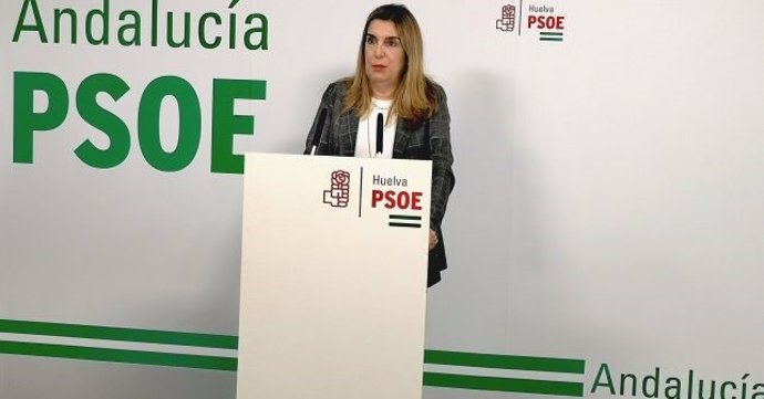 La parlamentaria andaluza por Huelva Manuela Serrano