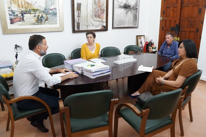 Junta de portavoces municipales en el Ayuntamiento de Moguer.