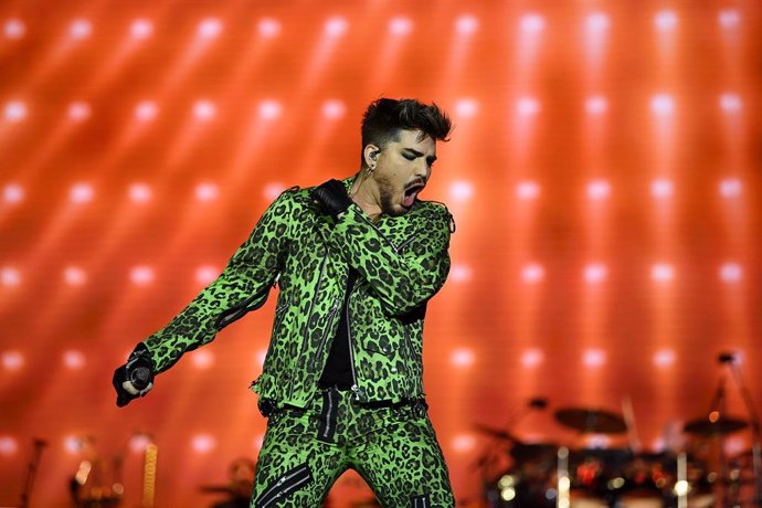 Adam Lambert of Queen performs during the Fire Fight Australia bushfire relief concert at ANZ Stadium in Sydney, Sunday, February 16, 2020. (AAP Image/Joel Carrett) NO ARCHIVING