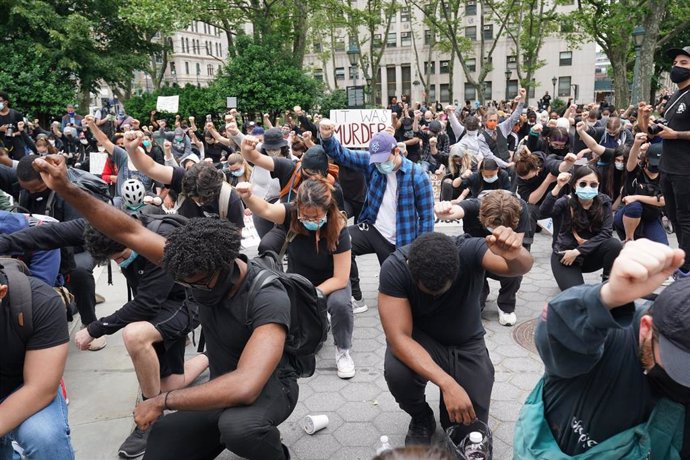 Protestas en Nueva York por la muerte del ciudadano negro George Floyd. 