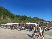 Médicos de Gipuzkoa advierten de que "los más inconscientes pueden estropear todo el esfuerzo" hecho con el covid-19